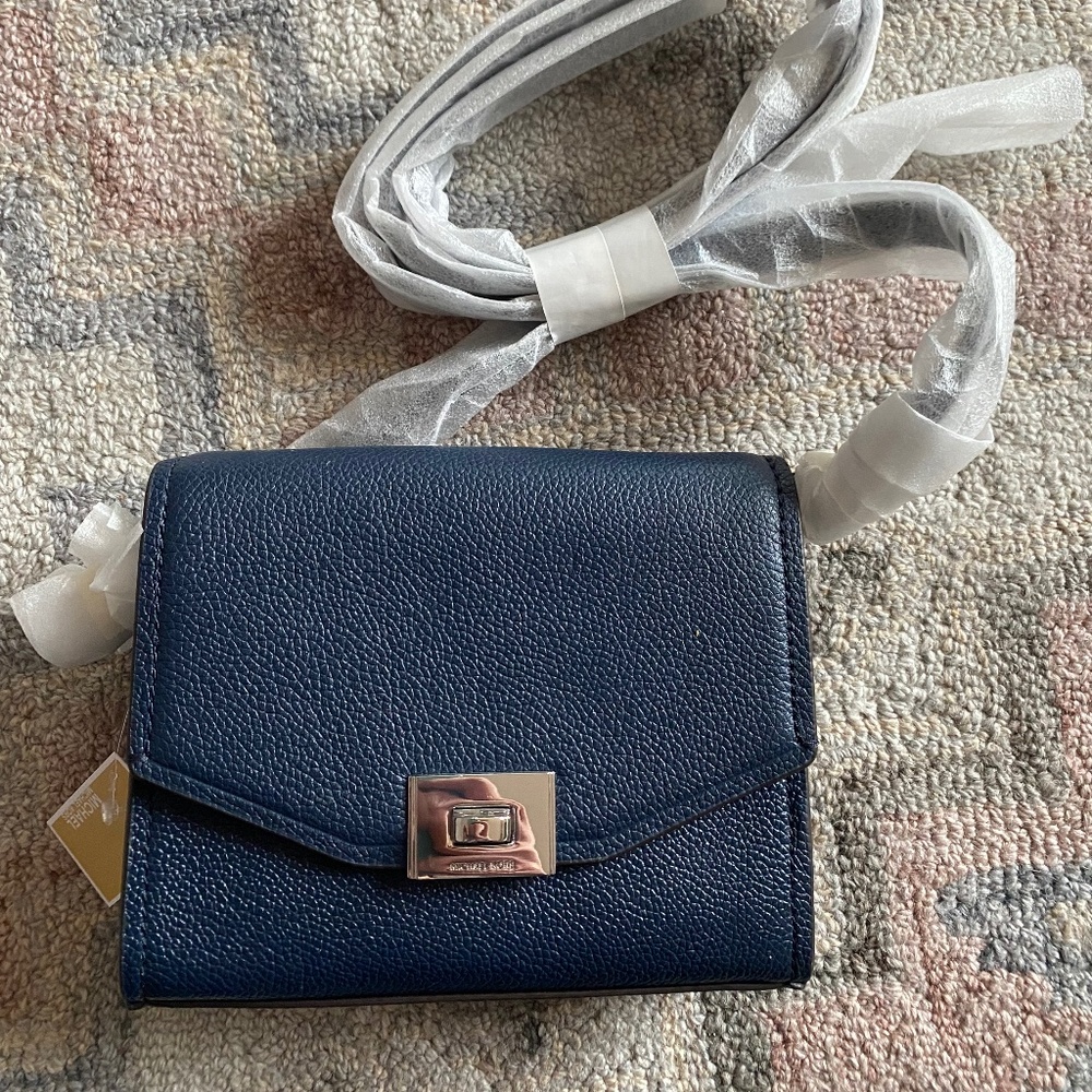 Michael Kors XS Leather Crossbody